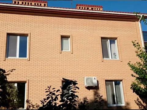 будинок за адресою Баштанна вул., 8