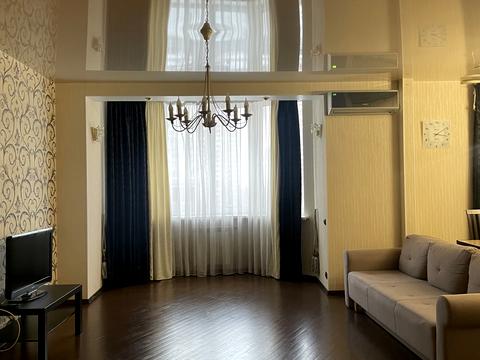 квартира за адресою Анни Ахматової вул., 35