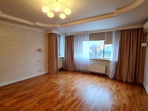 квартира за адресою Круглоуніверситетська вул., 3-5