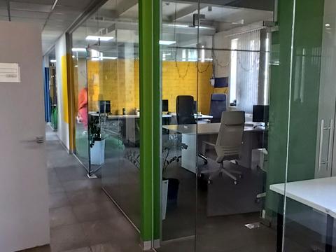 комерційна за адресою Залізничне шосе, 2А