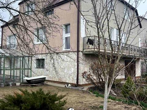 будинок за адресою Сонячна вул.