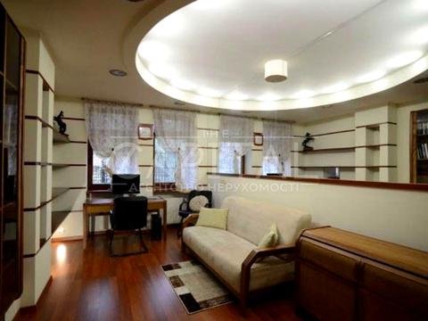 будинок за адресою Курортна вул., 9