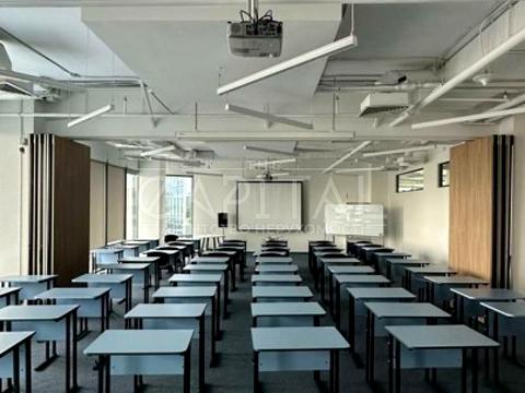 комерційна за адресою Дніпровська набережна вул., 1В