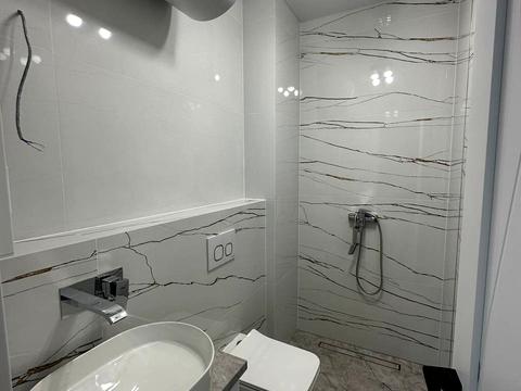 комерційна за адресою Віталія Нестеренка вул., 1б
