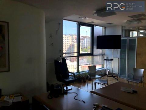 комерційна за адресою Басейна вул., 4а