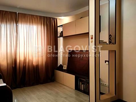квартира за адресою Новаторів вул., 22-Б