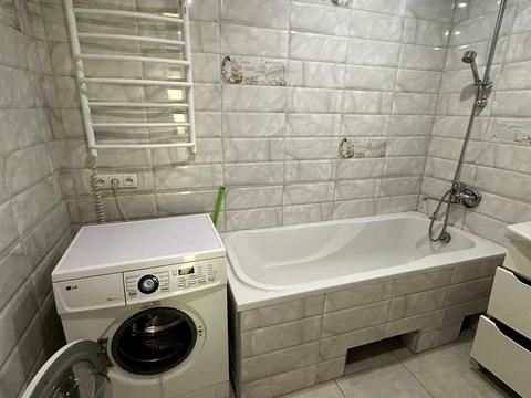 квартира за адресою Калинова вул., 81