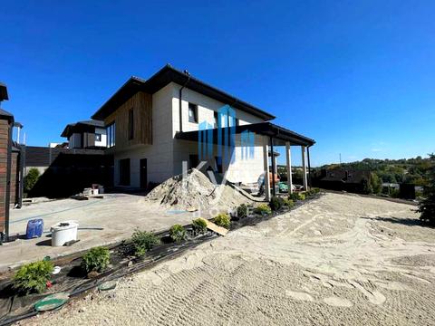 будинок за адресою Лугова вул.