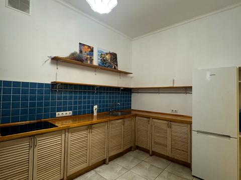 квартира за адресою Кирилівська вул. (Фрунзе), 31-Б