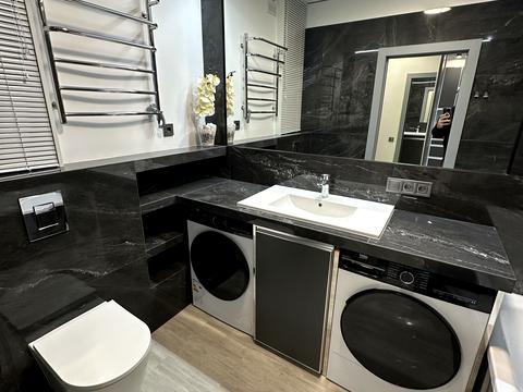 квартира за адресою Причальна вул., 10