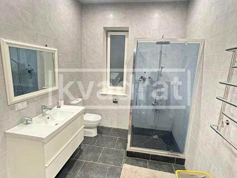 дом по адресу 2-га Будівельників вул.