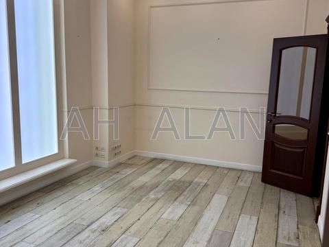 комерційна за адресою Богдана Хмельницького вул., 19/21