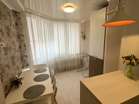 квартира за адресою Боголюбова вул., 24