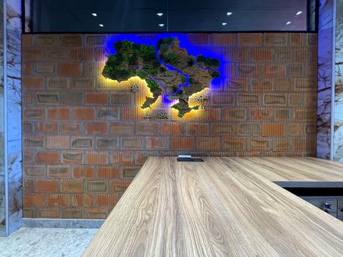 комерційна за адресою Джона Маккейна вул. (Івана Кудрі), 1