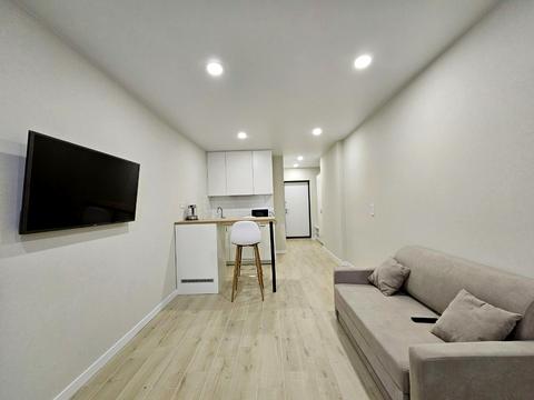 квартира за адресою Олега Мудрака вул. (Генерала Наумова), 1-Б