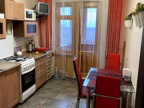 квартира за адресою Соборності вул. (Доценка), 15-Б