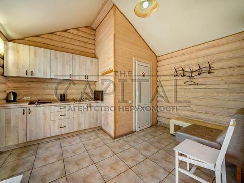 комерційна за адресою Шкільна вул., 24а