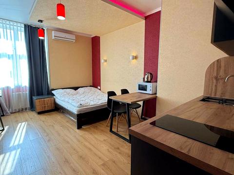 квартира за адресою Анни Ахматової вул., 22