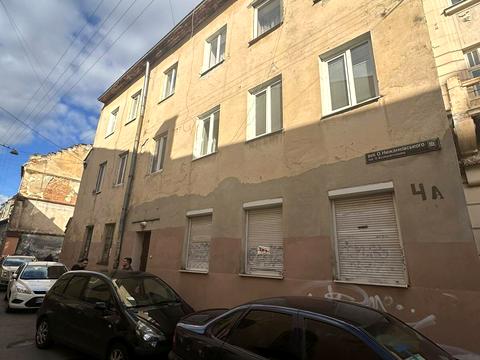 комерційна за адресою Остапа Нижанківського вул., 4а