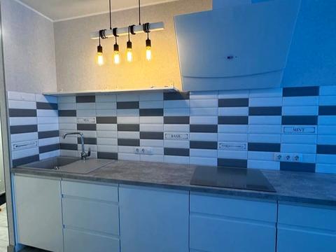 квартира за адресою Академіка Корольова вул., 50а