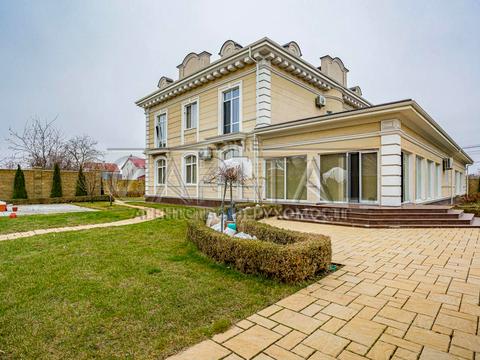 будинок за адресою Вишнева вул.