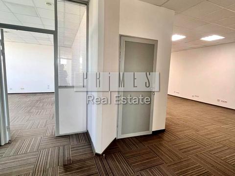 коммерческая по адресу Степана Бандеры просп. (Московський), 9