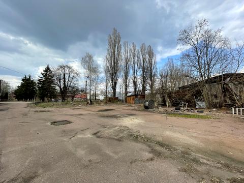 комерційна за адресою Любецька вул., 180