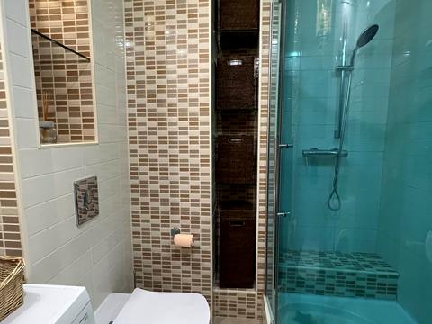 квартира за адресою Драгоманова вул., 8-А