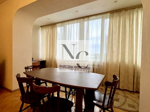 квартира за адресою Старонаводницька вул., 8