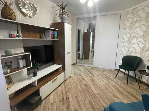 квартира за адресою Олександра Кутузакія вул. (Ленінградська), 3