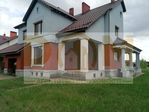 дом по адресу Василя Сухомлинського ул., 25