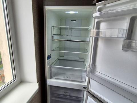 квартира за адресою Володимира Івасюка просп. (Героїв Сталінграду), 63