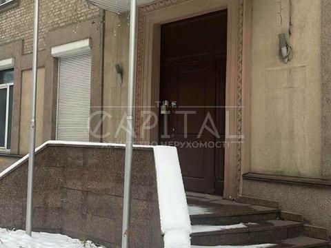 комерційна за адресою Кловський узвіз (Кловський), 10