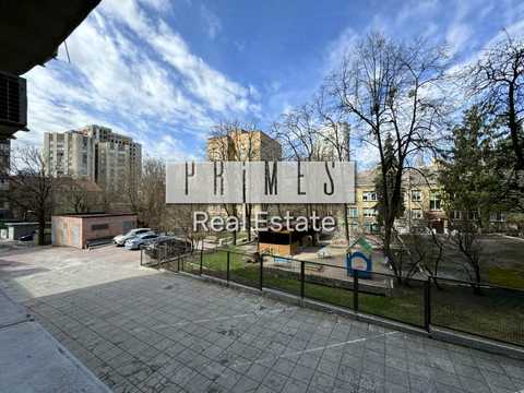 комерційна за адресою Олександра Кониського вул., 28А-30А