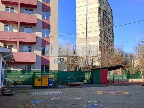 комерційна за адресою Борщагівська вул., 204 к2