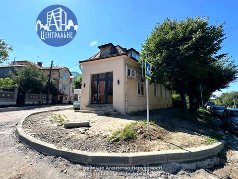 комерційна за адресою Марка Черемшини вул., 2
