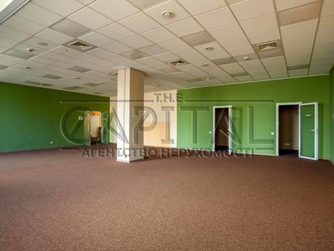 комерційна за адресою Новокостянтинівська вул., 1-Б
