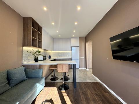 квартира по адресу Салютная ул., 2-Б