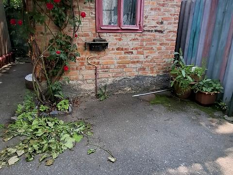 будинок за адресою Аральський пров.