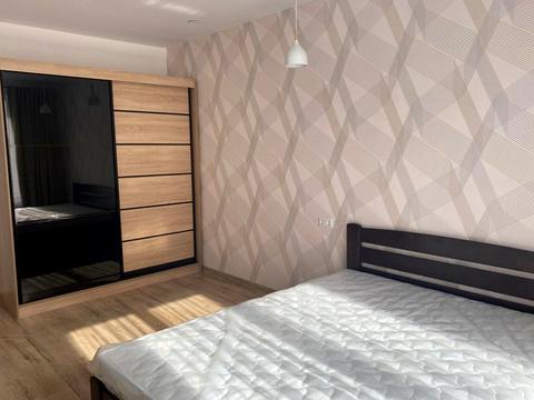квартира за адресою Івасюка вул., 34