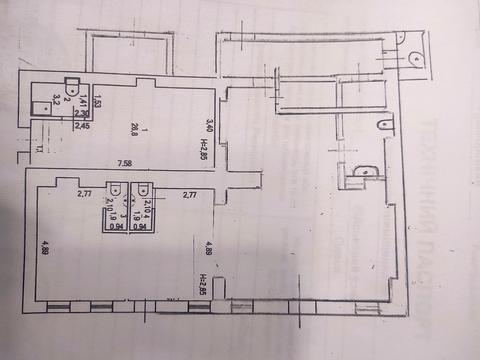 комерційна за адресою Військовий узвіз, 8