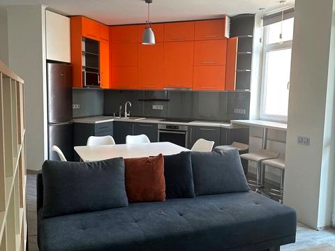 квартира по адресу Семьи Кульженков ул. (Дегтяренко Петра), 35