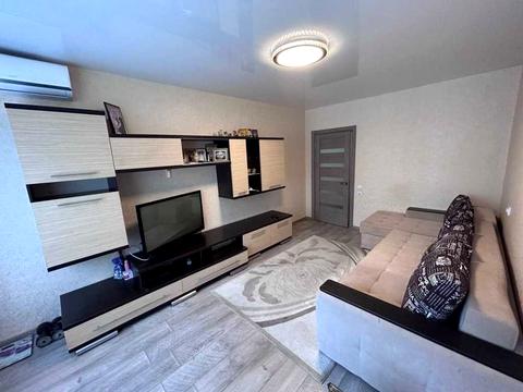 квартира по адресу Героев Сталинграда ул., 1