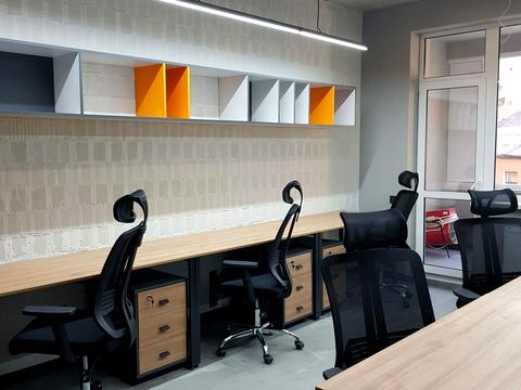 комерційна за адресою Саксаганського вул., 37-К