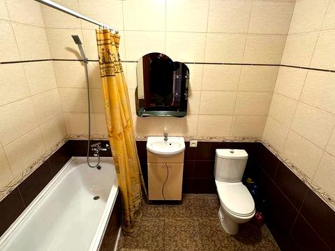 квартира за адресою Роксоляни вул., 43б