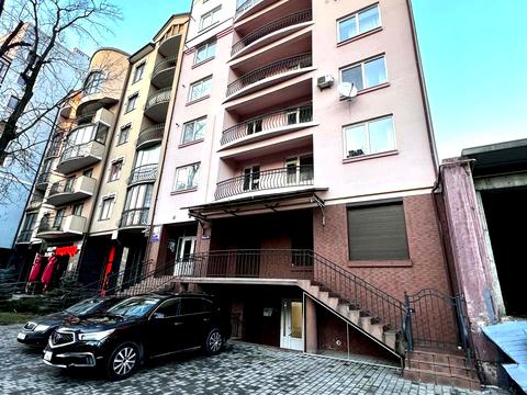 комерційна за адресою Михайла Мулика вул. (Гаркуші), 31