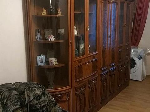 квартира по адресу Червоной Калины просп. (Владимира Маяковского), 5