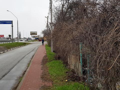ділянка за адресою Комарова, 22