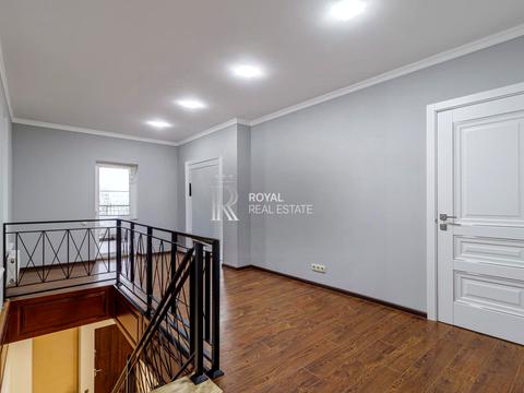 комерційна за адресою Володимира Самійленка вул. (Холмогорська), 17