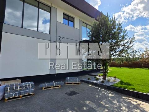 будинок за адресою Анни Ярославни вул.